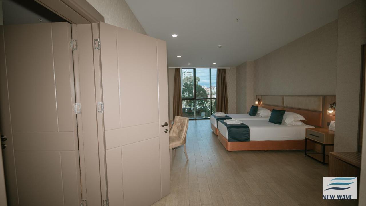 New Wave Hotel Batumi Exteriör bild
